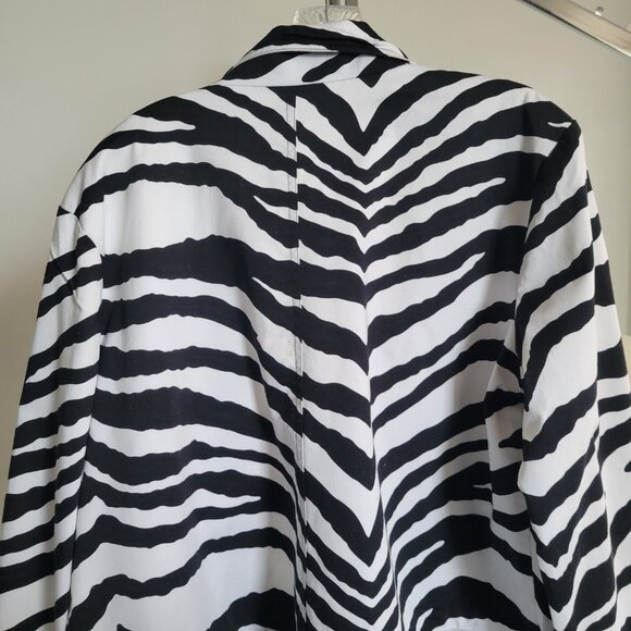 Patrick Christopher Black & White Geometric Open Front Lined Jacket (Size 2X) - Picture 3 of 14